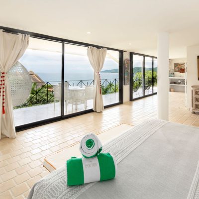 local-tribe-de-mexico-hotel-in-sayulita-two-bedroom-studios-ocean-view-panorama-beach-towel
